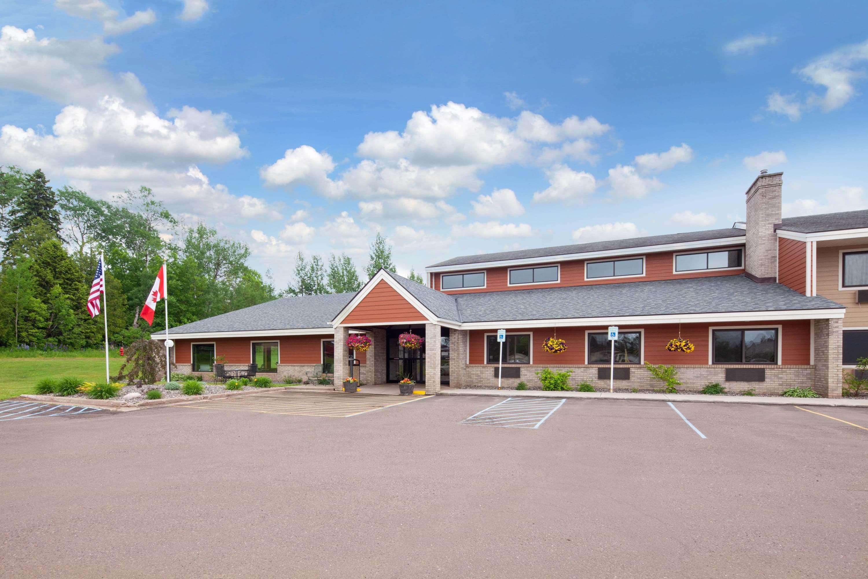 Americinn By Wyndham Ironwood Dış mekan fotoğraf